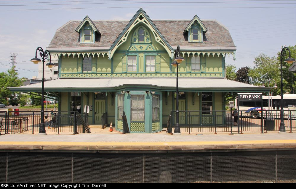 NJT, former CNJ station building
